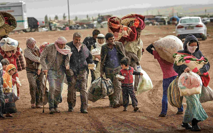GÖÇTEN ÜÇ ELMA DÜŞTÜ