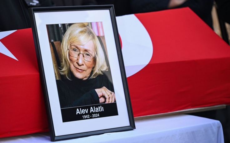 ALEV ALATLI’DAN TÜM TÜRK ÇOCUKLARINA